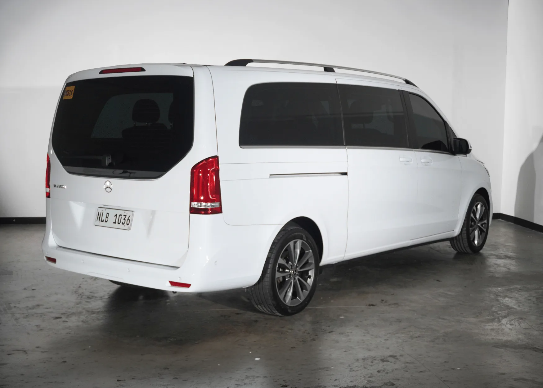 V-Class Exterior Rear
