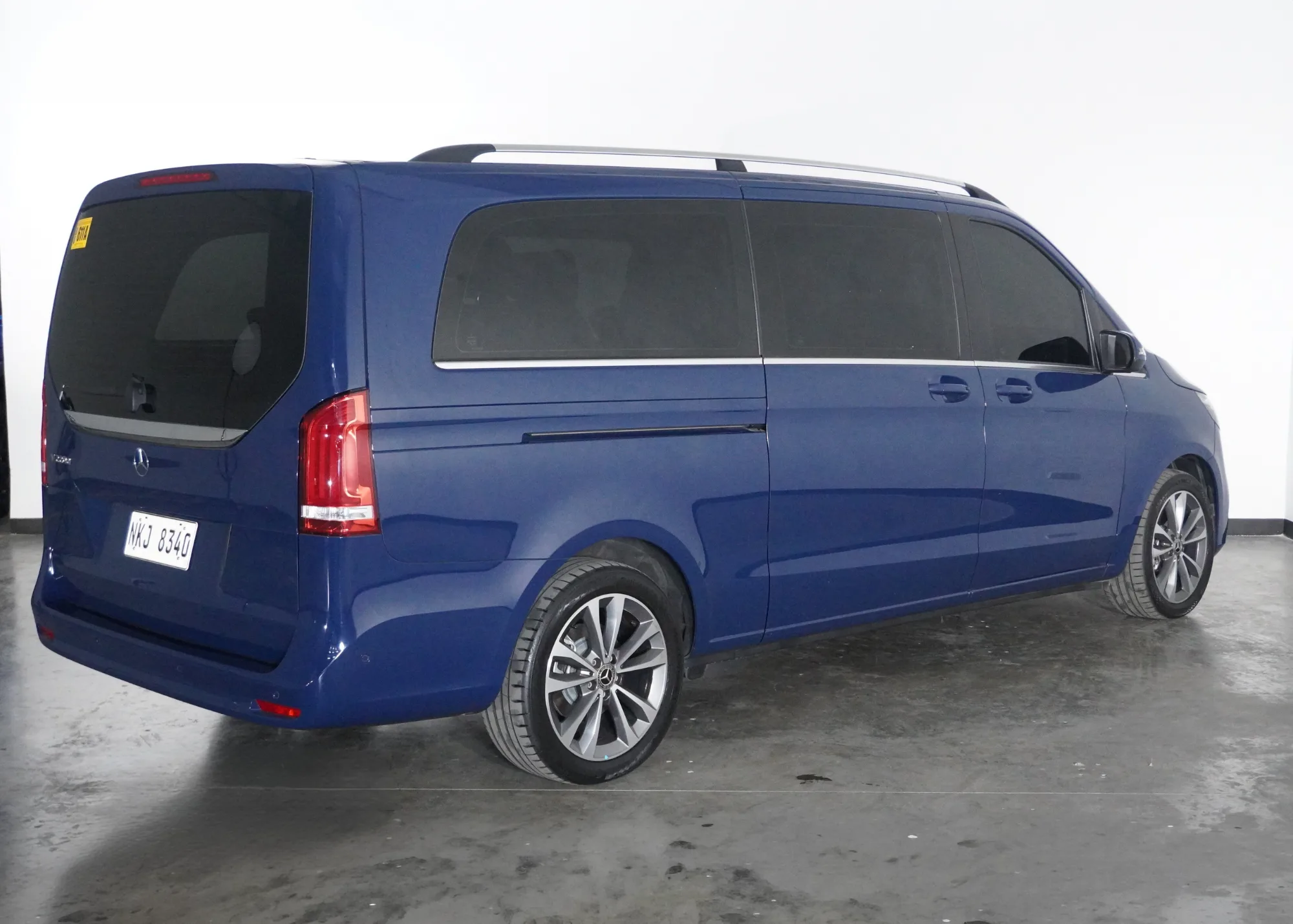 V-Class Blue Side View