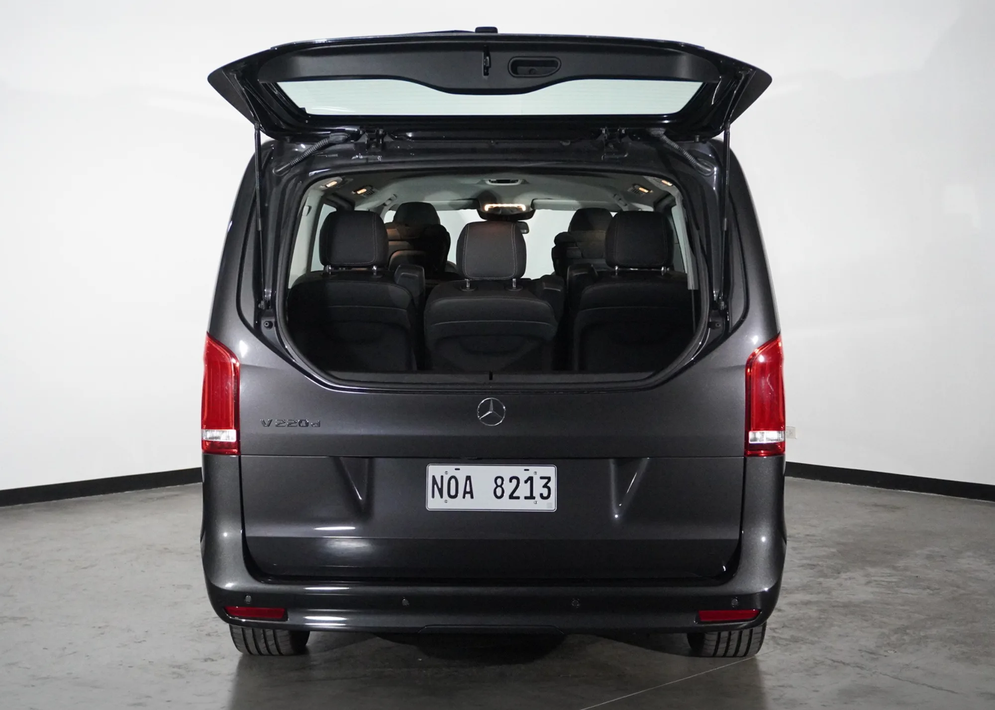 V-Class Exterior Rear
